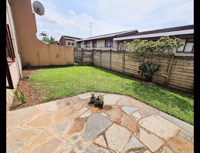 2 BEDROOM APARTMENT SOLD IN PINETOWN CENTRAL